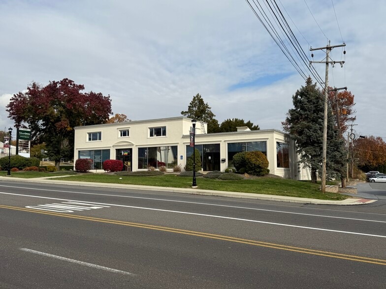 More Photos Of 3701 Perkiomen Ave, Reading Medical For Sale