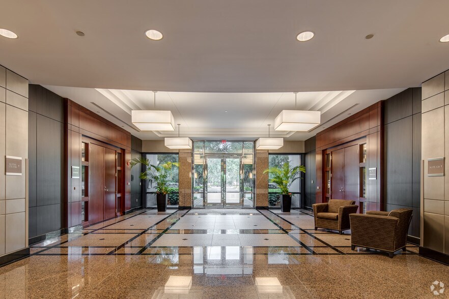 More Photos Of 3501 Quadrangle Blvd, Orlando Office For Lease