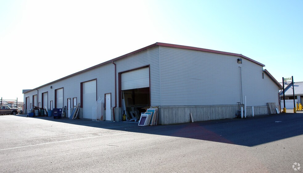 More Photos Of 3240-3250 B St NW, Auburn Unknown For Lease