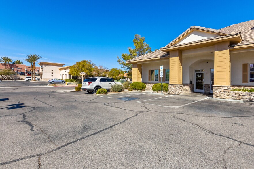 More Photos Of 7656 W Sahara Ave, Las Vegas Medical For Lease
