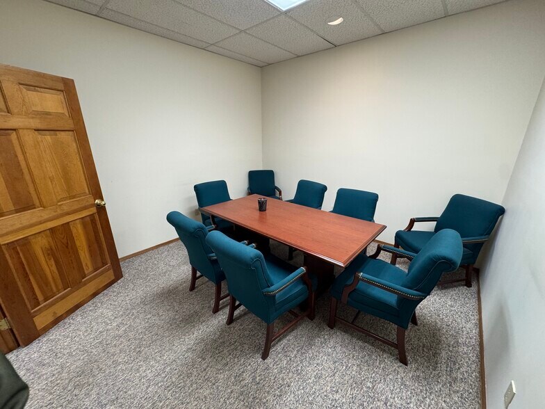 More Photos Of 38 Church St, Patchogue Loft Creative Space For Lease