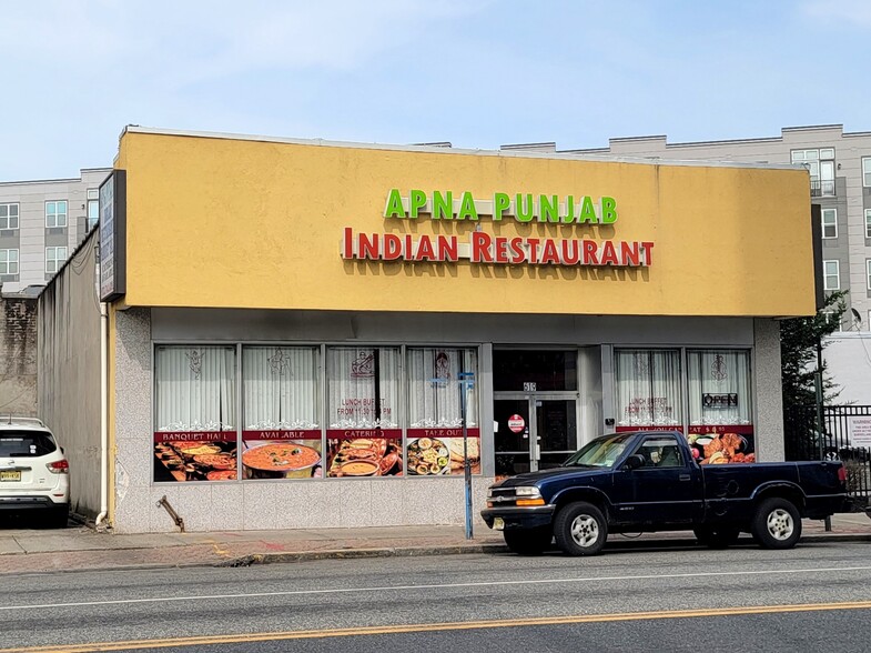 Primary Photo Of 619 Bloomfield Ave, Bloomfield Restaurant For Sale