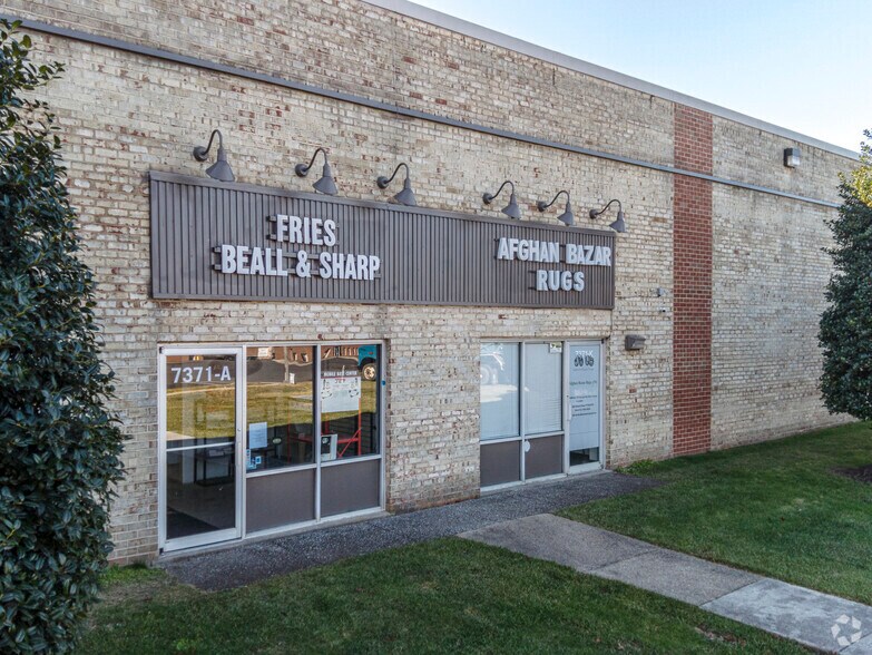 More Photos Of 7401-7403 Lockport Pl, Lorton Unknown For Lease