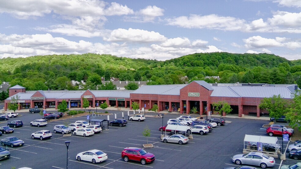 More Photos Of 400-470 US Highway 202/206 Dr, Bedminster Unknown For Lease