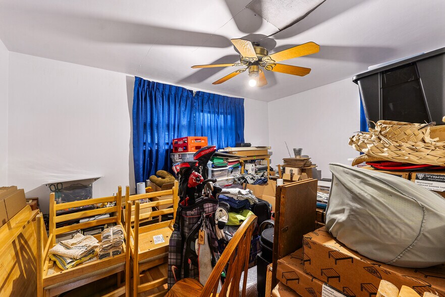 More Photos Of 4991 Arthur Rd, Slinger Hotel For Sale