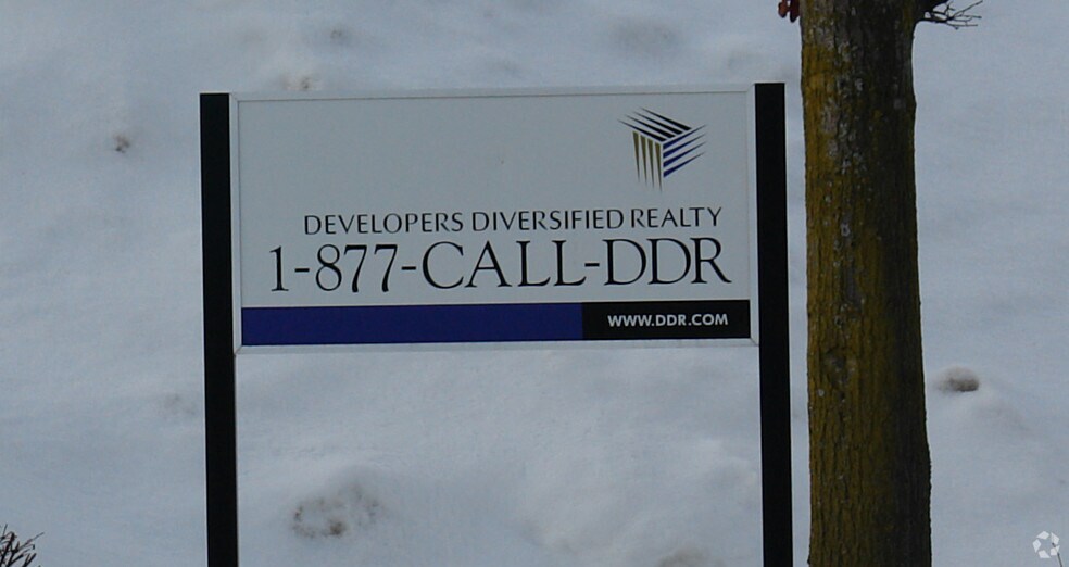 More Photos Of 205-225 Erie Blvd W, Rome Unknown For Lease
