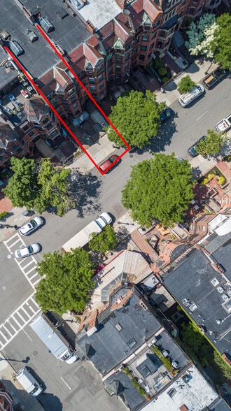 More Photos Of 246 Newbury St, Boston Apartments For Lease