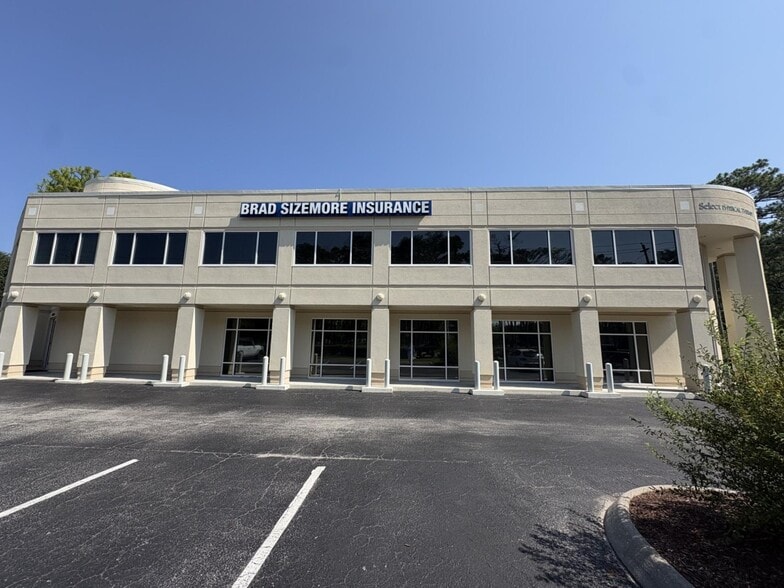 Primary Photo Of 4815 Oleander Dr, Wilmington Medical For Lease