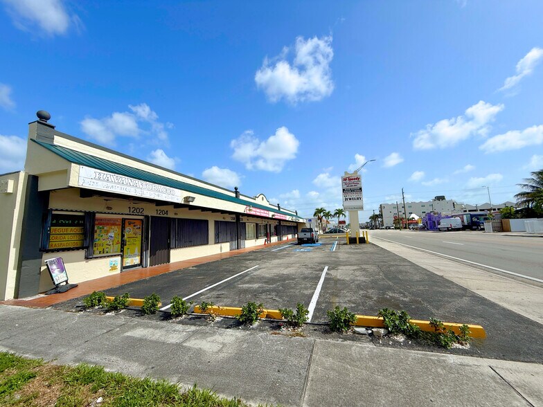 More Photos Of 1200-1240 E 4th Ave, Hialeah Storefront Retail Office For Lease