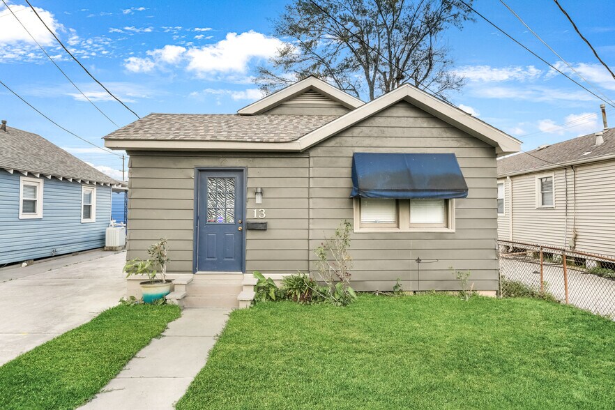 Primary Photo Of 13 Hickory Ave, New Orleans Office Residential For Sale