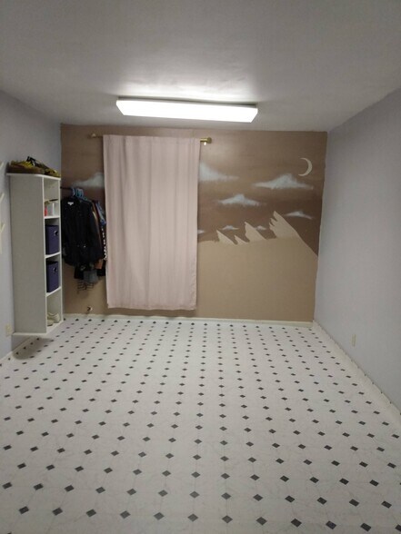 More Photos Of 404 S Adams St, Kemp Religious Facility For Sale