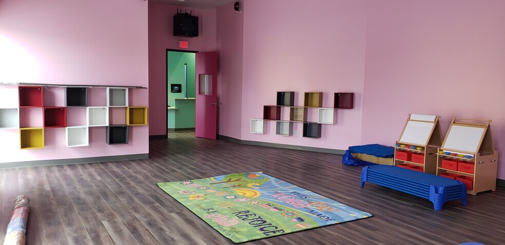 More Photos Of 8535 Blue Diamond Rd, Las Vegas Daycare Center For Sale