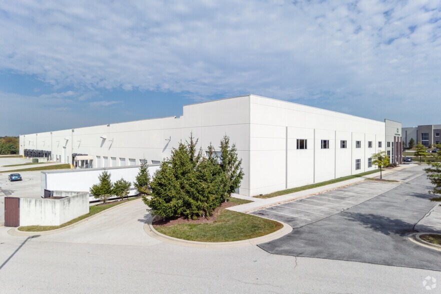 More Photos Of 13200 Mid Atlantic Blvd, Laurel Unknown For Lease