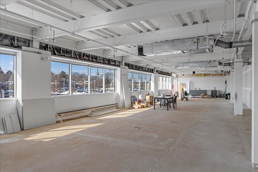 More Photos Of 4259 W Swamp Rd, Doylestown Office For Lease