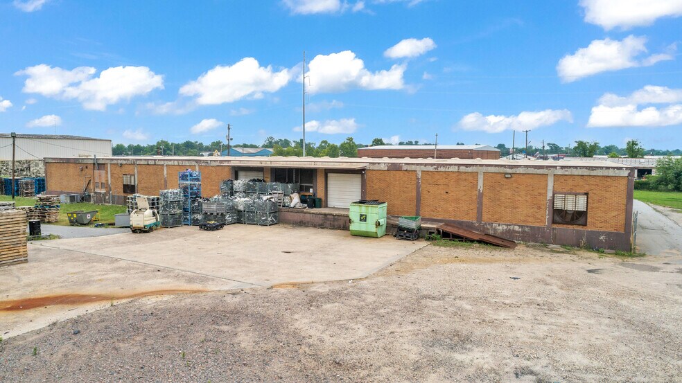More Photos Of 1219 New Savannah Rd, Augusta Distribution For Lease