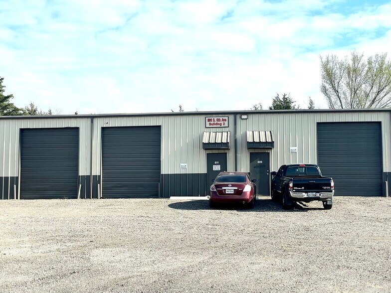 More Photos Of 701-735 S 6th Ave, Mansfield Warehouse For Sale