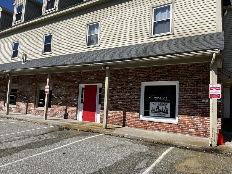 More Photos Of 339 Boston Post Rd, Sudbury Freestanding For Lease