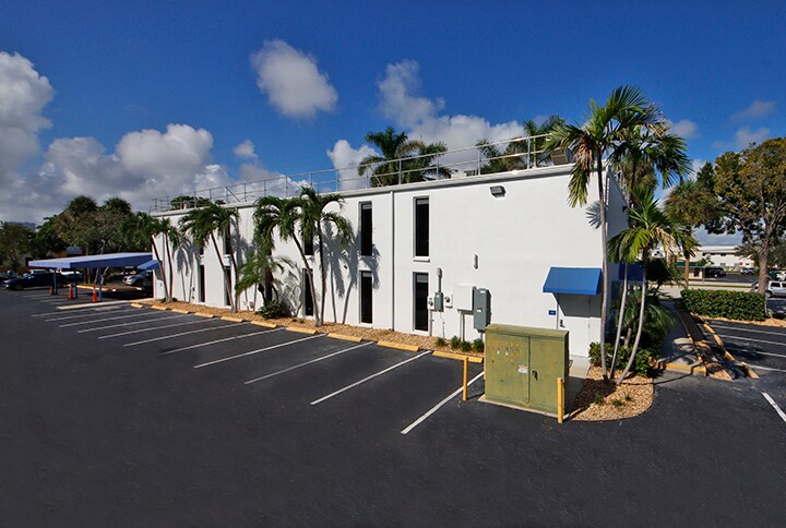 More Photos Of 5300 N Federal Hwy, Fort Lauderdale Office For Sale