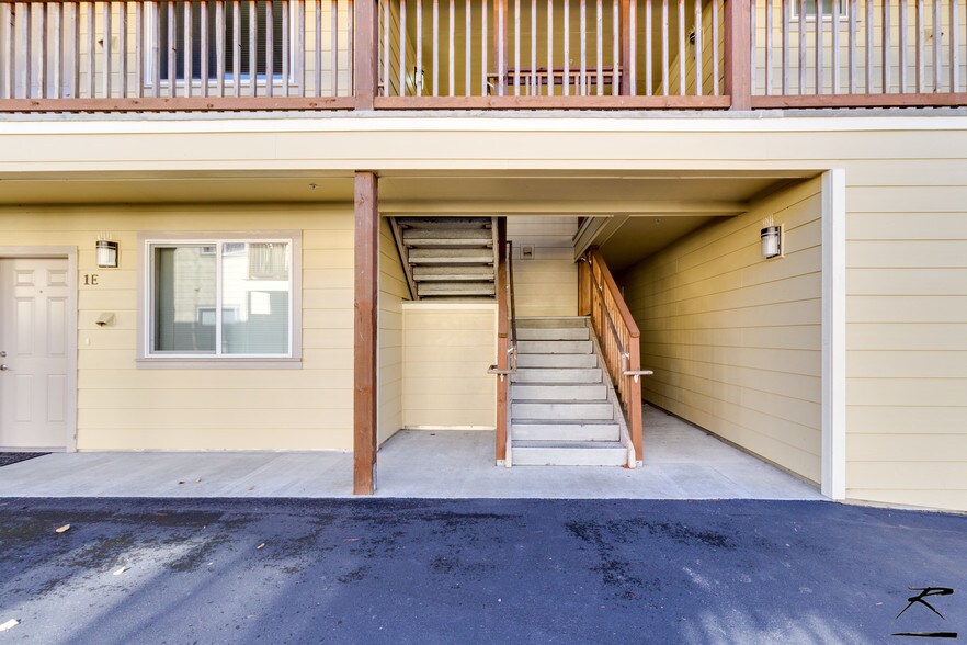 More Photos Of 305-335 Union St, Arcata Apartments For Sale