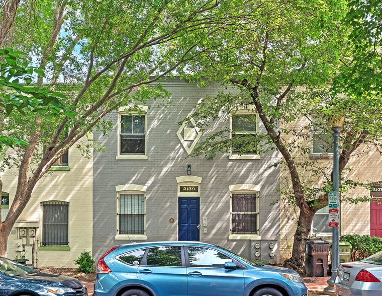 Primary Photo Of 2139 Newport Pl, Washington Apartments For Sale
