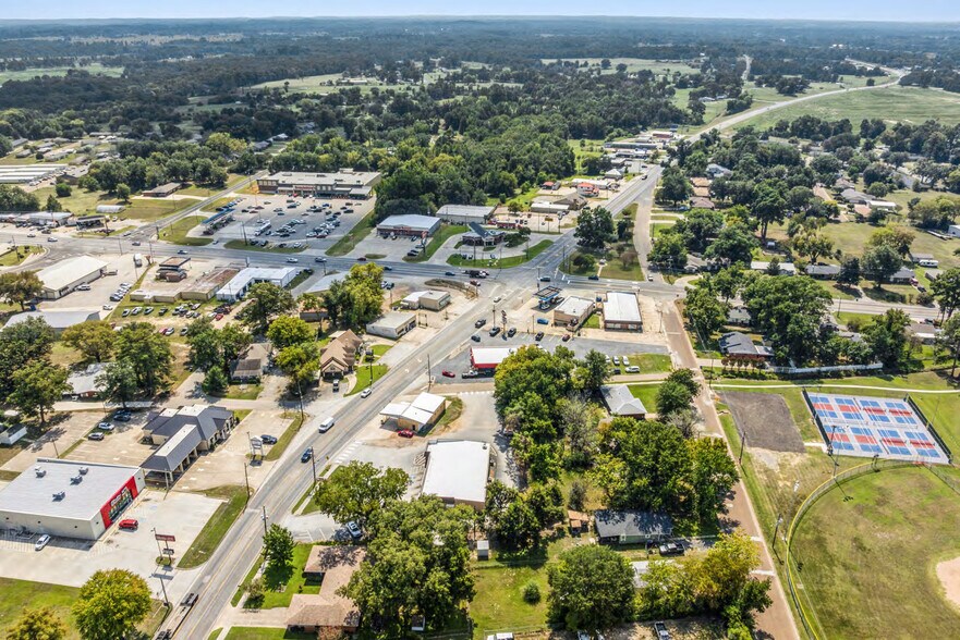 More Photos Of 604 S Main St, Winnsboro Drugstore For Sale