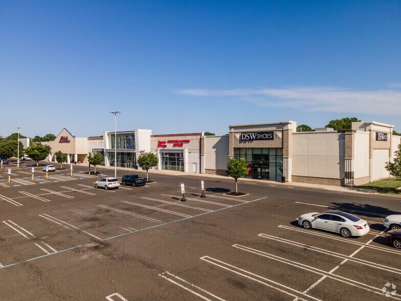 More Photos Of 2424 E Lincoln Hwy, Langhorne Unknown For Lease