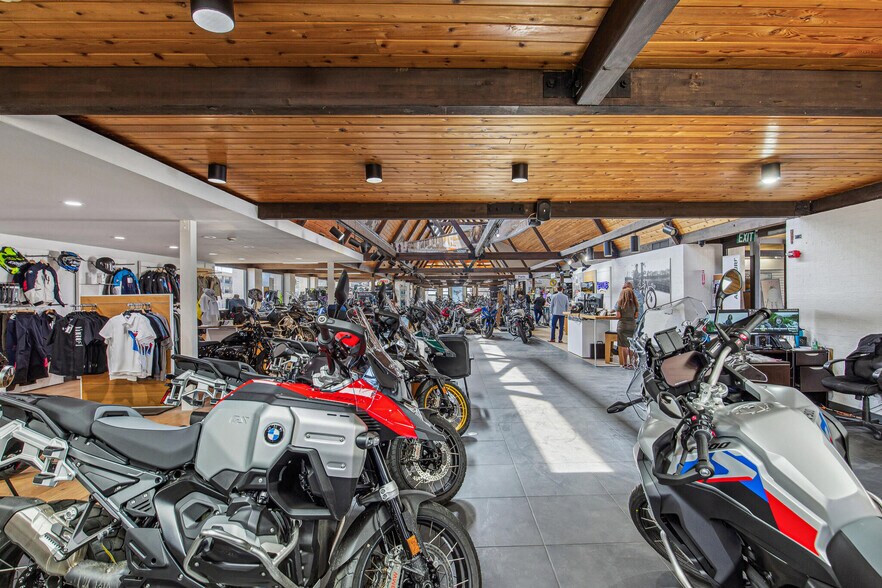 More Photos Of 1435 Wadsworth Blvd, Lakewood Storefront For Sale