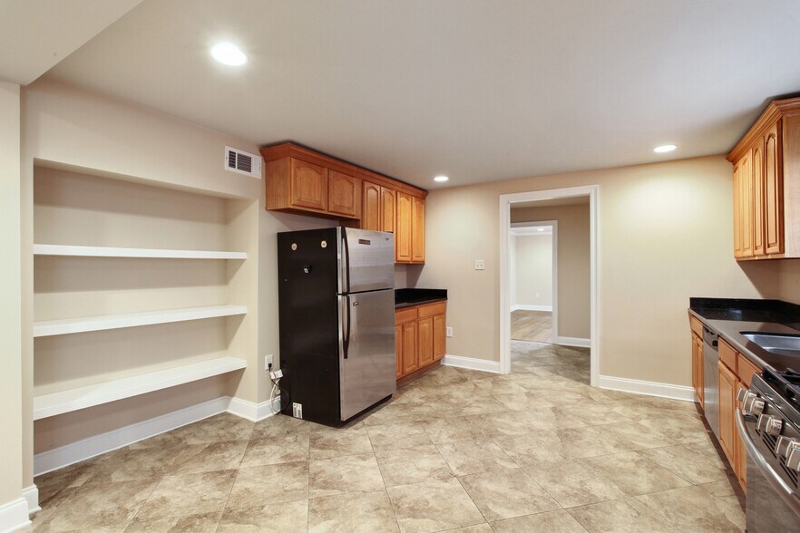 More Photos Of 2909-11 Constance St, New Orleans Multifamily For Sale