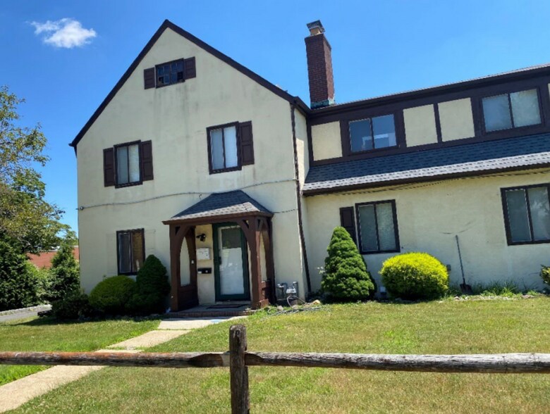 More Photos Of 340 Bogert Rd, River Edge Specialty For Sale