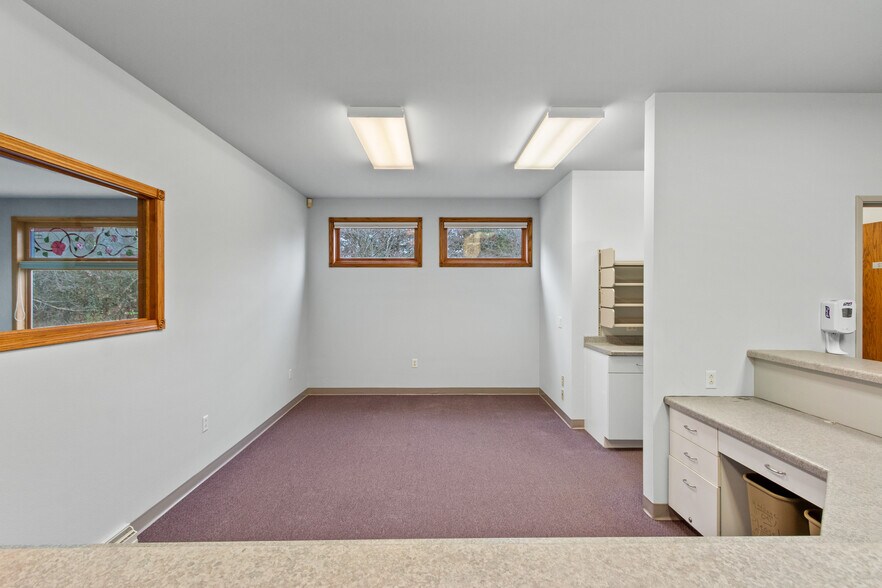 More Photos Of N6493 Valley Circle Rd, Plainfield Office For Sale