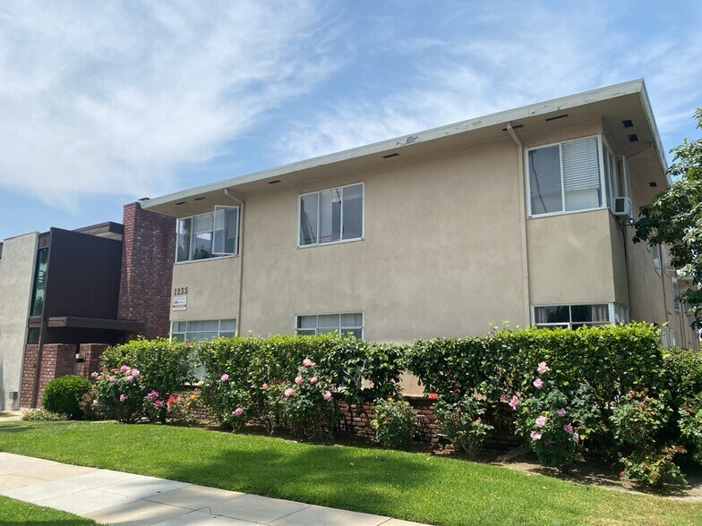 More Photos Of 1235 N Brand Blvd, Glendale Apartments For Sale