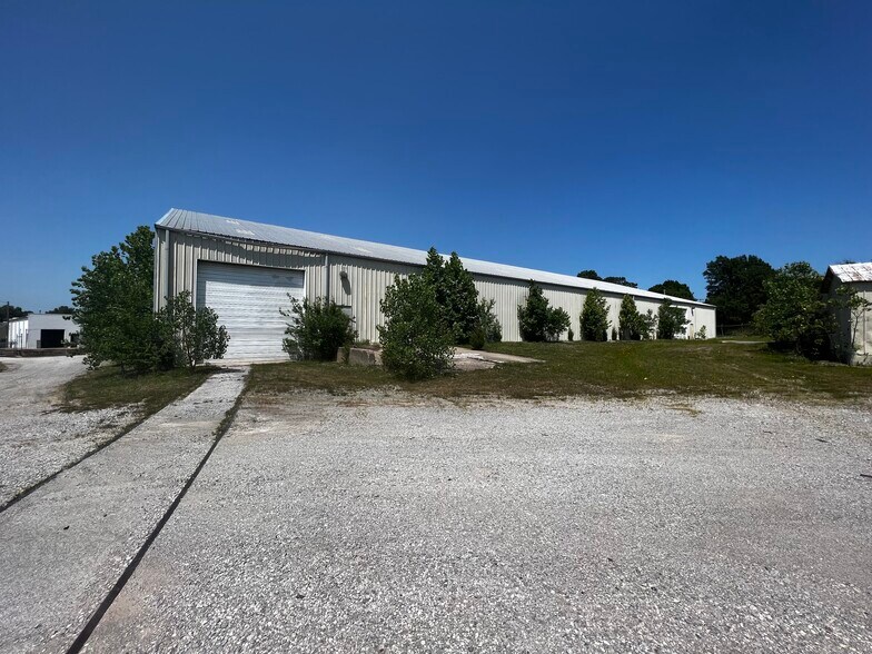 More Photos Of 6310 E 13th St, Tulsa Manufacturing For Sale