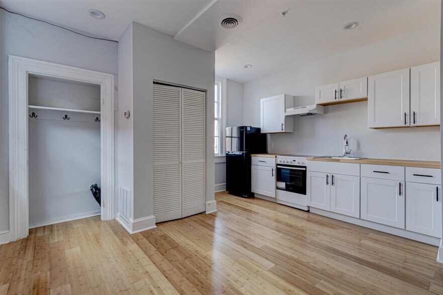 More Photos Of 2116 N Charles St, Baltimore Apartments For Sale