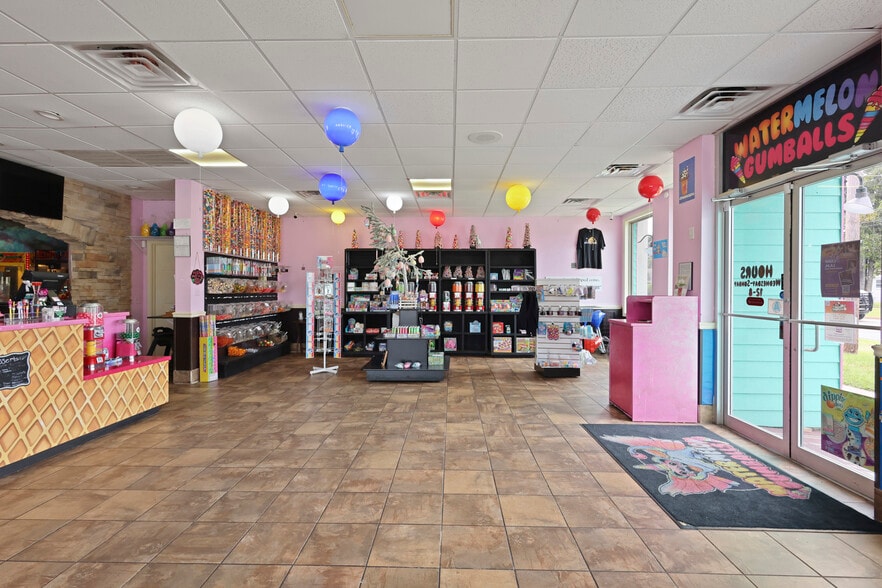 More Photos Of 298 W Orange St, Jesup Restaurant For Sale