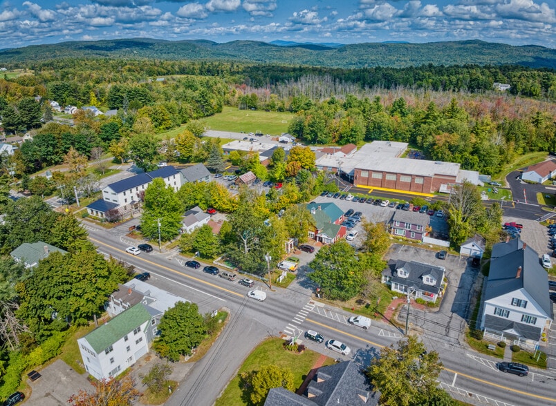 More Photos Of 207-209 Main St, New London Freestanding For Sale