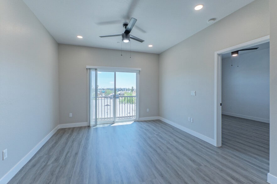 More Photos Of 1435 East Taylor St, Phoenix Apartments For Sale