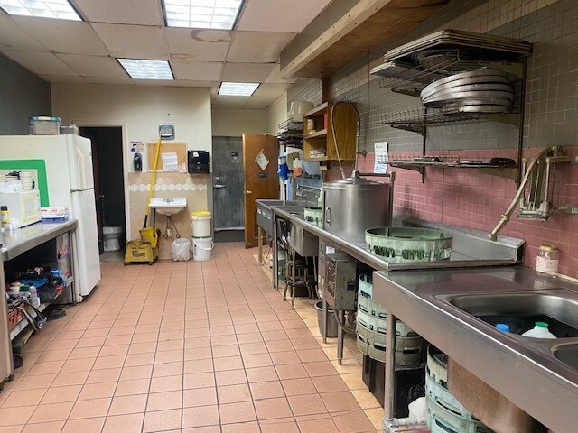 More Photos Of 6805 Main St, Red Creek Apartments For Sale