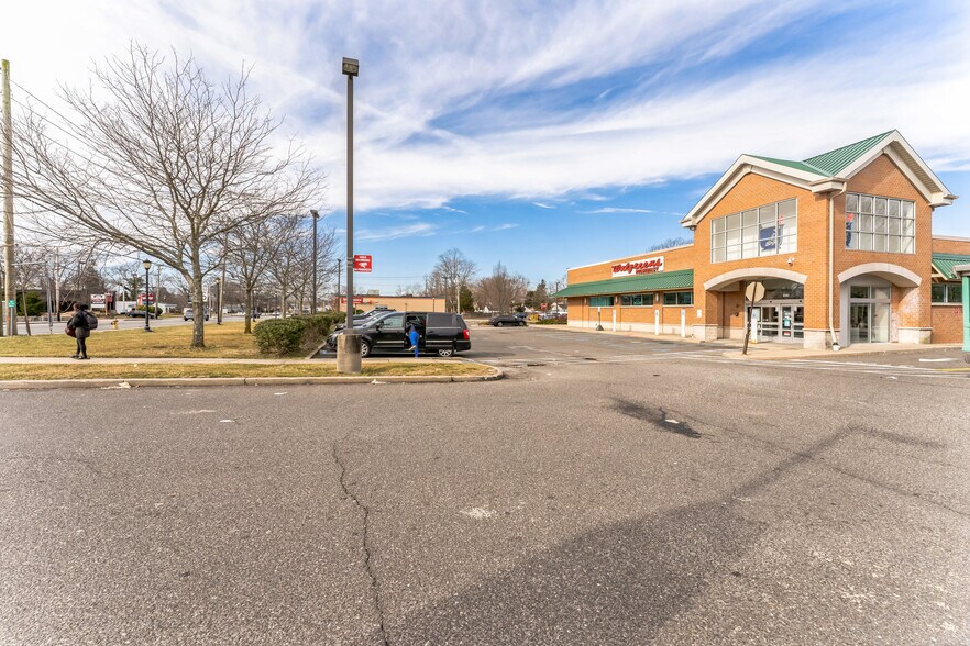 More Photos Of 2215 Middle Country Rd, Centereach Freestanding For Lease