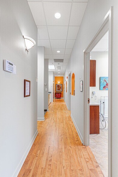 More Photos Of 7625 Maple Lawn Blvd, Fulton Office For Sale