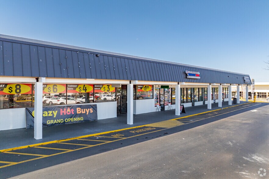 More Photos Of 6504-6540 Massachusetts Ave, New Port Richey Unknown For Lease