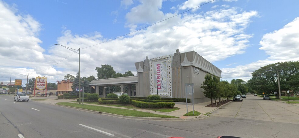 More Photos Of 20771 W 8 Mile Rd, Detroit General Retail For Sale