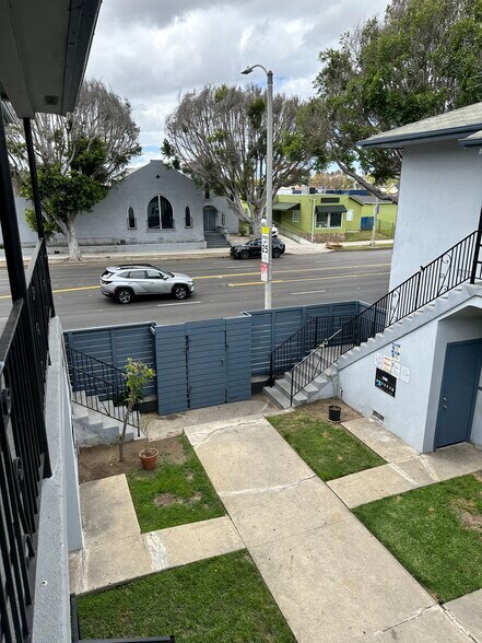 More Photos Of 2301-2311 W Florence Ave, Los Angeles Apartments For Sale