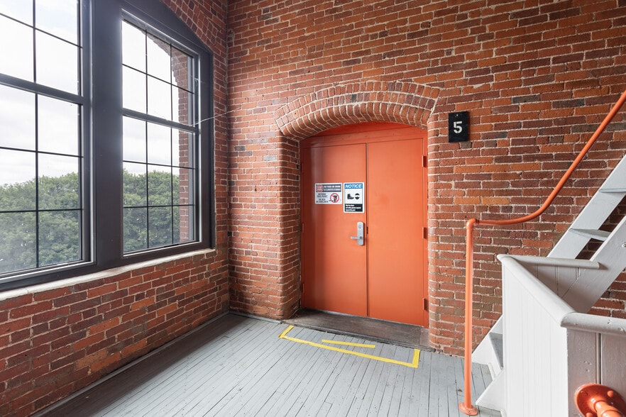 More Photos Of 63 Union Street, Clinton Industrial For Sale