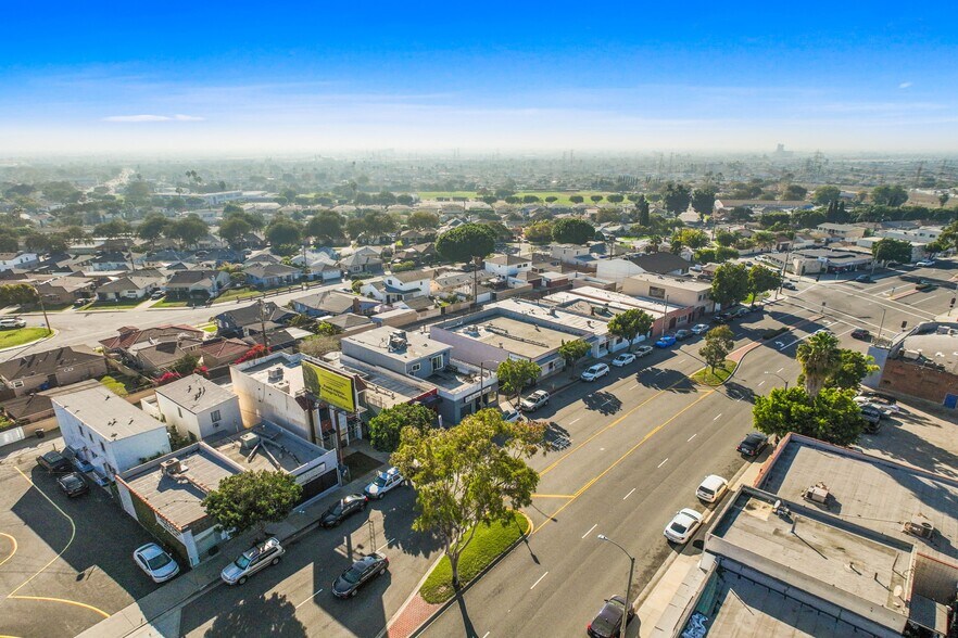 More Photos Of 2517 W Beverly Blvd, Montebello Storefront Retail Residential For Sale