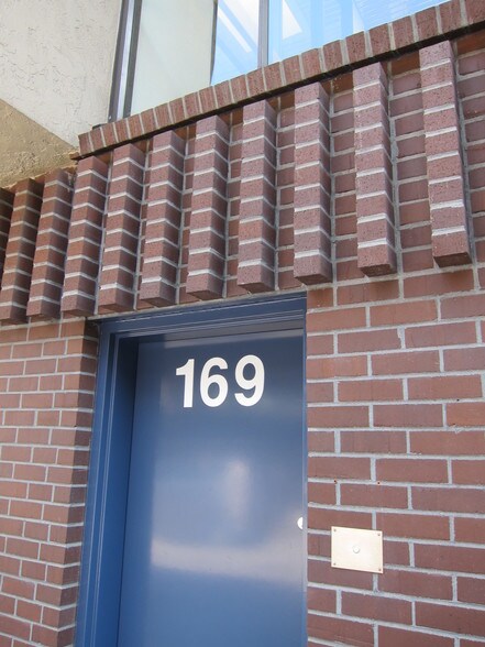 More Photos Of 169 Stillman St, San Francisco Flex For Lease