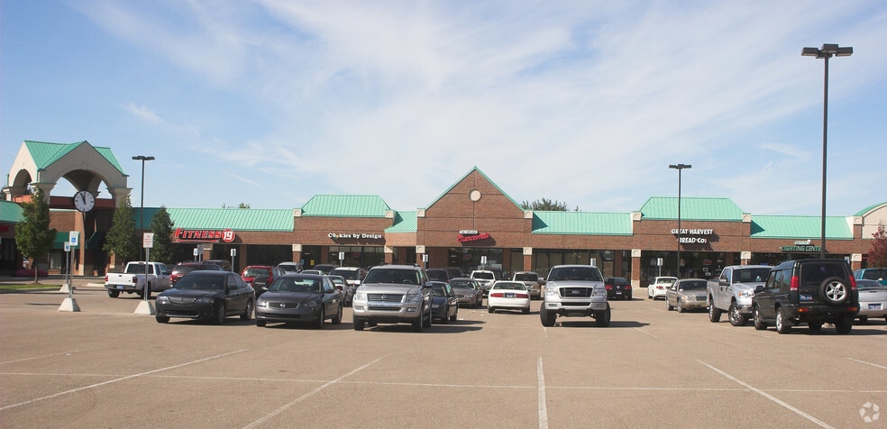 Primary Photo Of 48865-48935 Hayes Rd, Shelby Township Storefront For Lease