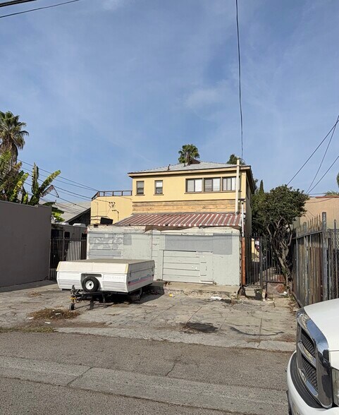 More Photos Of 6132 Romaine St, Los Angeles Land For Sale