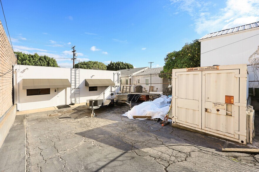 More Photos Of 4059 Verdugo Rd, Los Angeles Loft Creative Space For Sale