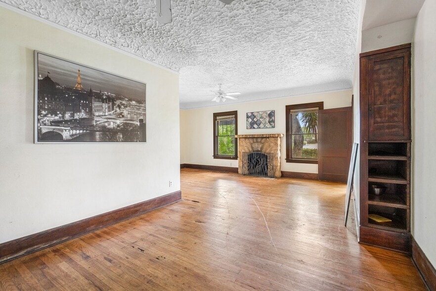 More Photos Of 402 N Federal Hwy, Lake Worth Apartments For Sale
