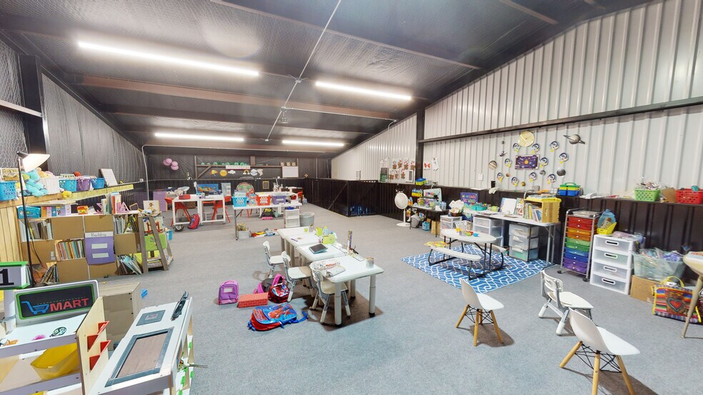 More Photos Of 1215 NW 1st Plz, Andrews Restaurant For Sale